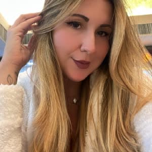 @ba.lunafinnys